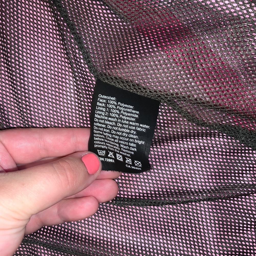 Helly Hansen Pink Rain Jacket - Picture 8 of 8